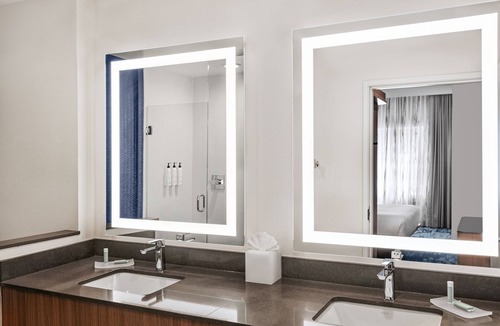 Rainey Street Historic District Hotel | Fairfield Inn & Suites Austin Downtown
