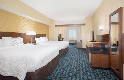 Burlington Hotel | Fairfield Inn & Suites by Marriott Burlington