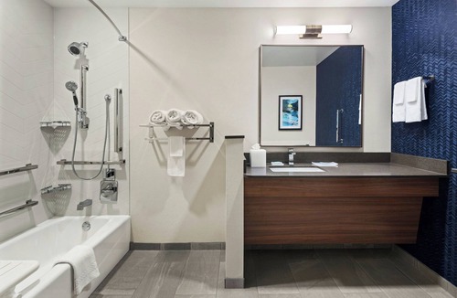 Cedar Rapids Hotel | Fairfield Inn & Suites by Marriott Cedar Rapids North