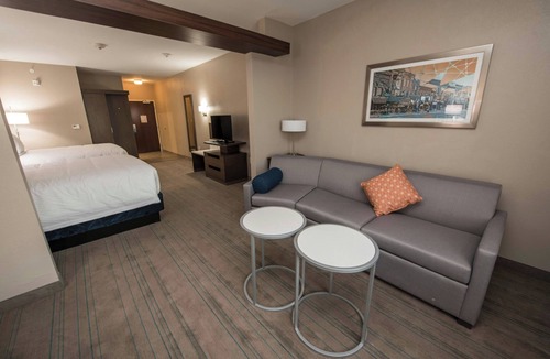 Huntsville Hotel | Fairfield Inn & Suites by Marriott Huntsville