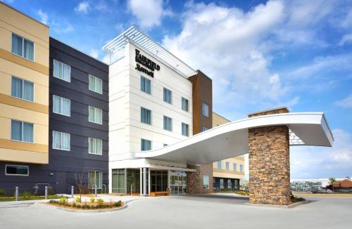 Springfield Hotel | Fairfield Inn & Suites by Marriott Springfield North