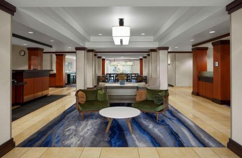 Bedford Hotel | Fairfield Inn & Suites Bedford