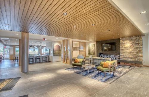 Appleton Hotel | Fairfield Inn & Suites by Marriott Appleton