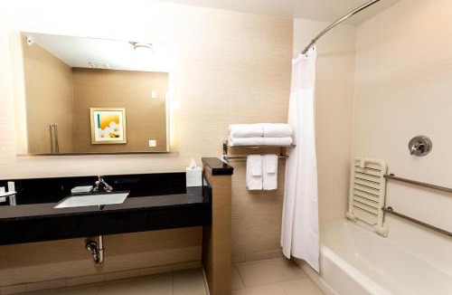 Bay City Hotel | Fairfield Inn & Suites by Marriott Bay City, Texas