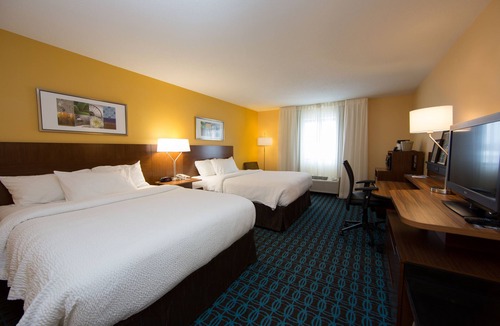 Burlington Hotel | Fairfield Inn & Suites by Marriott Burlington