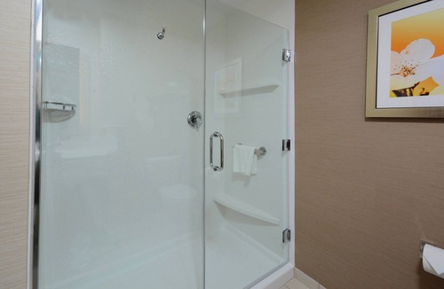 Northeast Raleigh Hotel | Fairfield Inn & Suites by Marriott Raleigh Capital Blvd./I-540