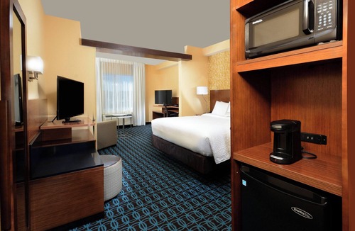 Northeast Raleigh Hotel | Fairfield Inn & Suites by Marriott Raleigh Capital Blvd./I-540