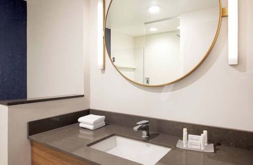 Walpole Hotel | Fairfield Inn & Suites by Marriott Boston Walpole