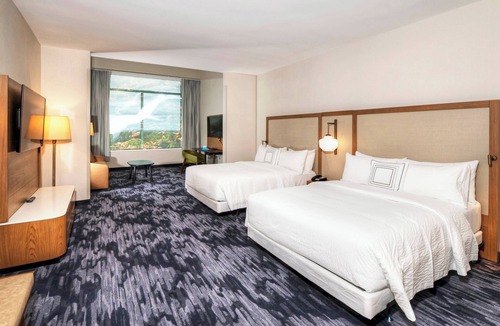 Ottawa Division Hotel | Fairfield Inn & Suites by Marriott Ottawa Airport