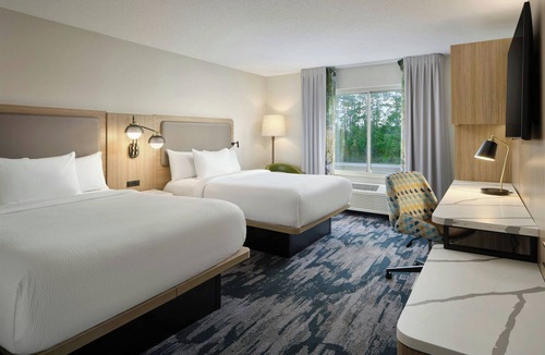 Brunswick Hotel | Fairfield Inn & Suites By Marriott - Brunswick