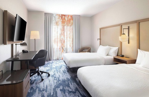 Cheektowaga Hotel | Fairfield Inn & Suites by Marriott Buffalo Airport
