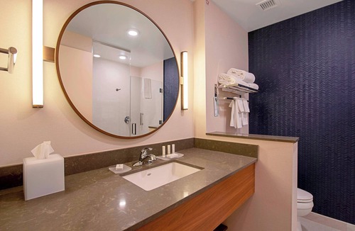 Park Point Hotel | Fairfield Inn & Suites by Marriott Duluth Waterfront