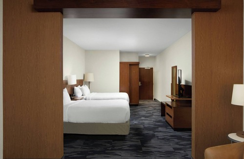 Western Gardens Hotel | Fairfield Inn & Suites by Marriott Geneva Finger Lakes