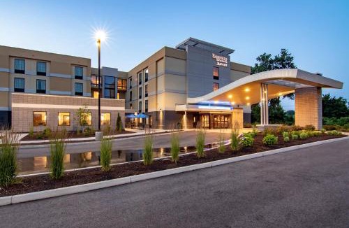 Holyoke Hotel | Fairfield Inn & Suites by Marriott Springfield Holyoke