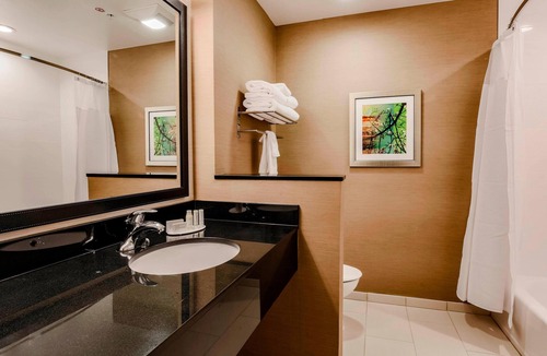 Ira Hotel | Fairfield Inn & Suites by Marriott Snyder