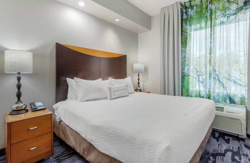 Conroe Hotel | Fairfield Inn & Suites by Marriott Houston Conroe/Woodlands