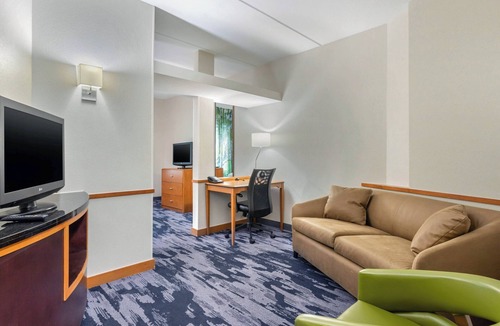 Conroe Hotel | Fairfield Inn & Suites by Marriott Houston Conroe/Woodlands