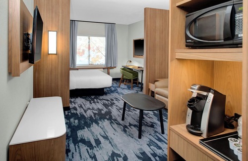 Salem Hotel | Fairfield Inn & Suites by Marriott Roanoke Salem