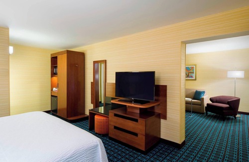 Fort Lee - Paramus Hotel | Fairfield Inn & Suites by Marriott Paramus