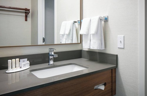 Tulsa Hotel | Fairfield Inn & Suites by Marriott Tulsa Central
