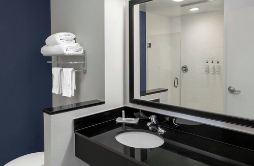 Calhoun Hotel | Fairfield Inn & Suites Calhoun