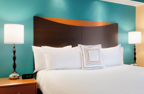 Plano Hotel | Fairfield Inn & Suites Dallas Plano
