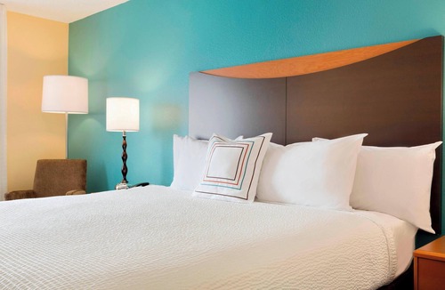 Plano Hotel | Fairfield Inn & Suites Dallas Plano