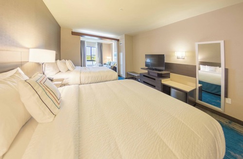 Berwick Hotel | Fairfield Inn & Suites Des Moines Altoona