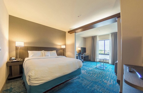 Berwick Hotel | Fairfield Inn & Suites Des Moines Altoona