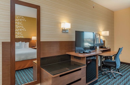 Elkhart Hotel | Fairfield Inn & Suites Elkhart
