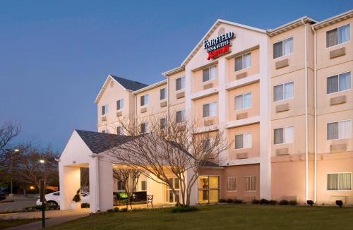 Fort Worth Hotel | Fairfield Inn & Suites Fort Worth University Drive