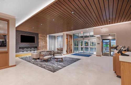 Energy Corridor Hotel | Fairfield Inn & Suites Houston Memorial City Area