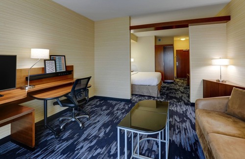 Hutchinson Hotel | Fairfield Inn & Suites Hutchinson
