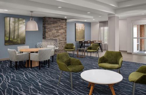 Hollins Hotel | Fairfield Inn & Suites Roanoke Hollins/I-81