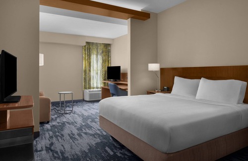 Yamacraw Village Hotel | Fairfield Inn & Suites Savannah Downtown/Historic District