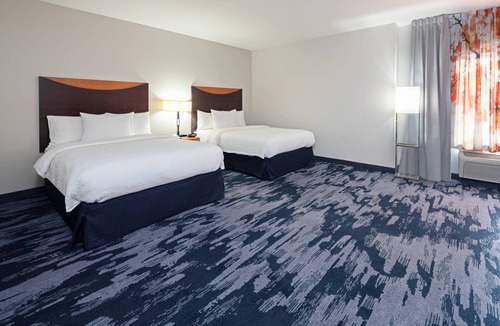 Bremerton Hotel | Fairfield Inn & Suites Seattle Bremerton