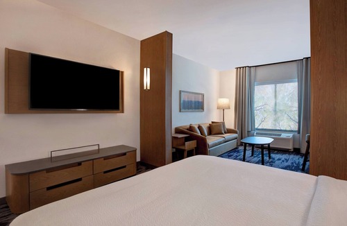 Bolingbrook Hotel | Fairfield Inn & Suites by Marriott Chicago Bolingbrook