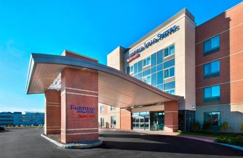 East Syracuse Hotel | Fairfield Inn & Suites by Marriott Syracuse Carrier Circle