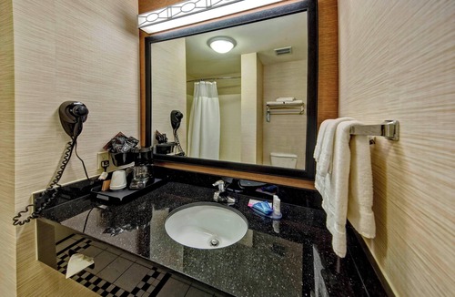 Central Oklahoma City Hotel | Fairfield Inn & Suites by Marriott Oklahoma City-Warr Acres