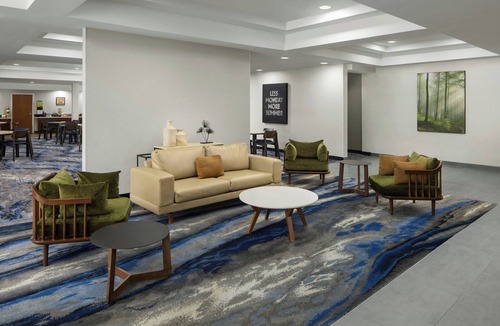 South Boston Hotel | Fairfield Inn & Suites South Boston