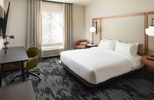 Stony Creek Hotel | Fairfield Inn & Suites by Marriott Stony Creek