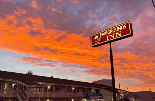 Monroe Hotel | Fairground Inn