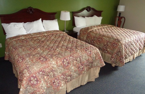 Du Quoin Hotel | Fairgrounds Inn