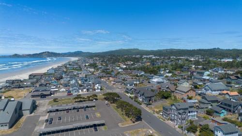 Newport House | Fairhaven - Applegate, Bennington, and Wakefield House