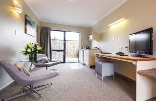 Westshore Hotel | Fairley Motor Lodge