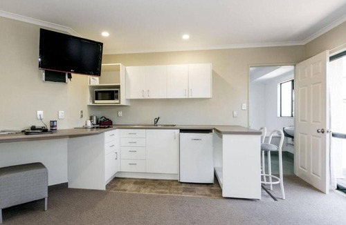 Westshore Hotel | Fairley Motor Lodge