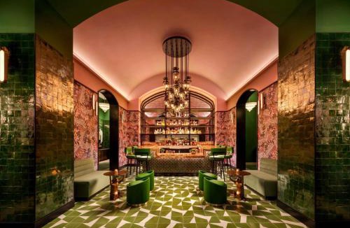 Waterfront Hotel | Fairmont Breakers Long Beach