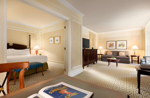 Byward Market - Parliament Hill Hotel | Fairmont Chateau Laurier