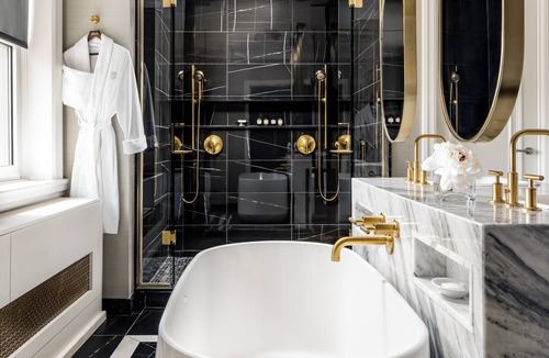 Byward Market - Parliament Hill Hotel | Fairmont Chateau Laurier