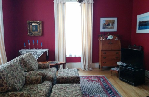 Mahone Bay Bed & Breakfast | Fairmont House Bed & Breakfast